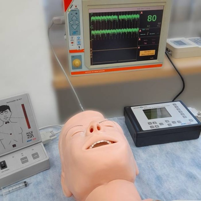 Manequim Bissexual, Simulador Para Treino Habilidades Clínicas, Ausculta, Acls, Dea E Ecg Ren-fdc7d3a5-e2f6-45f1-99cd-1f578df798bb