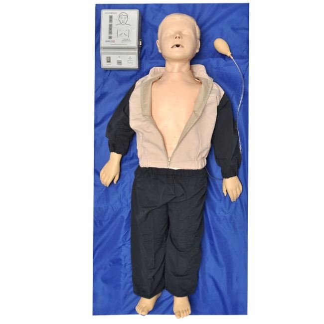 Manequim Infantil para Treino de RCP ECG e com Painel Led-418e8059-a281-47d1-a1ee-632f69207fca