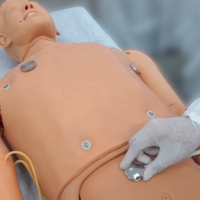 Manequim Simulador ACLS de Suporte Avançado de Vida com Software e Comunicação Wireless-144d4389-c3ec-42e0-b87a-f96c37795368