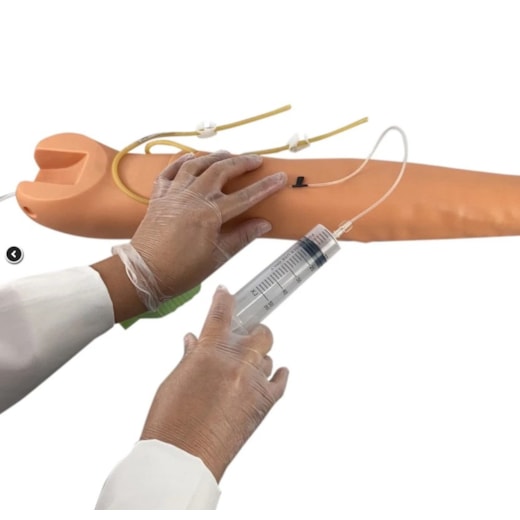 Modelo de Braço Para Treino de Punção Arterial