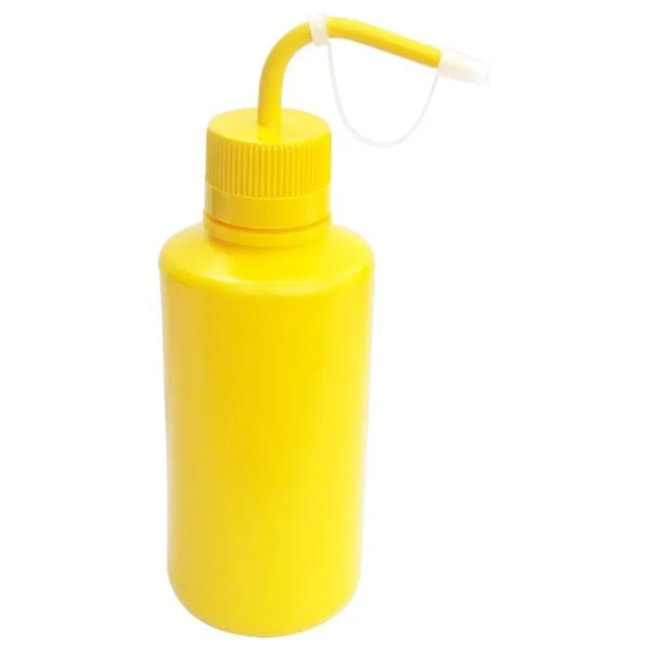 Pisseta Amarela-a1b3a249-4c43-4cb5-8845-fc61ab36c62a