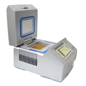 Termociclador Automático com Gradiente LCD 7